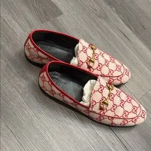 Gucci | Shoes | Authentic Gucci Women Red And Cream Slipon  display picture 1